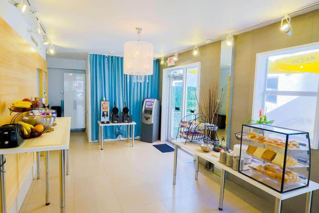 Ocean Reef Suites Miami Beach Servis gambar